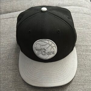 Black and Gray 76ers NBA basketball baseball cap hat EUC
